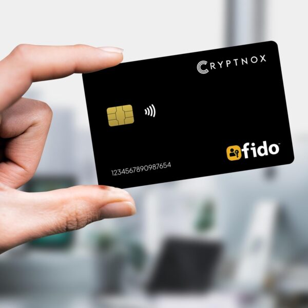 Cryptnox® FIDO2 Security Key - Passwordless & 2FA Authentication - Compatible Microsoft, Apple, Google, Android & More - Convenient Card Format - NFC & Contact - Image 4